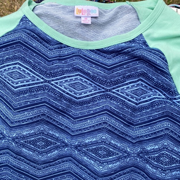 LuLaRoe Julia’s - Picture 1 of 3